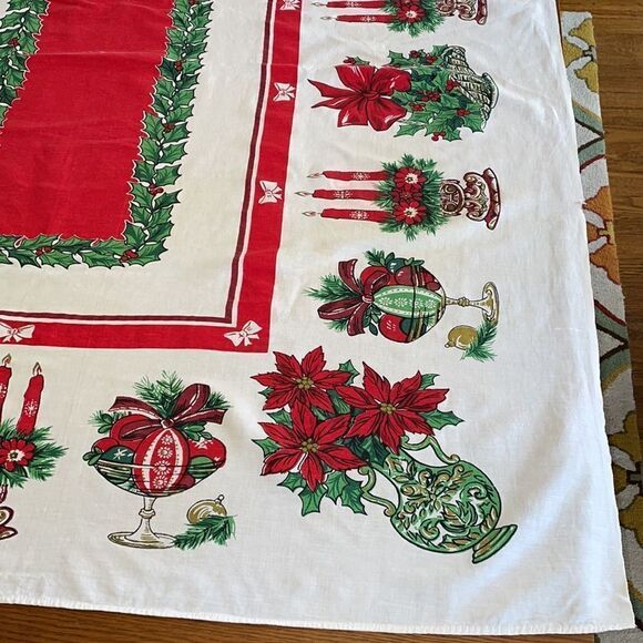 Vtg mid Century rectangle Christmas tablecloth - Picture 5 of 11